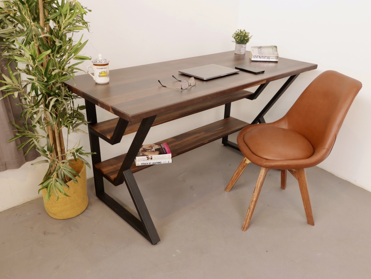 Niraj Study Desk